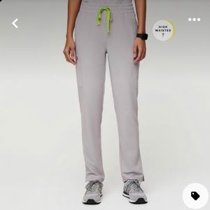 NWOT Figs High Waisted Yola Scrub Pants in Slate